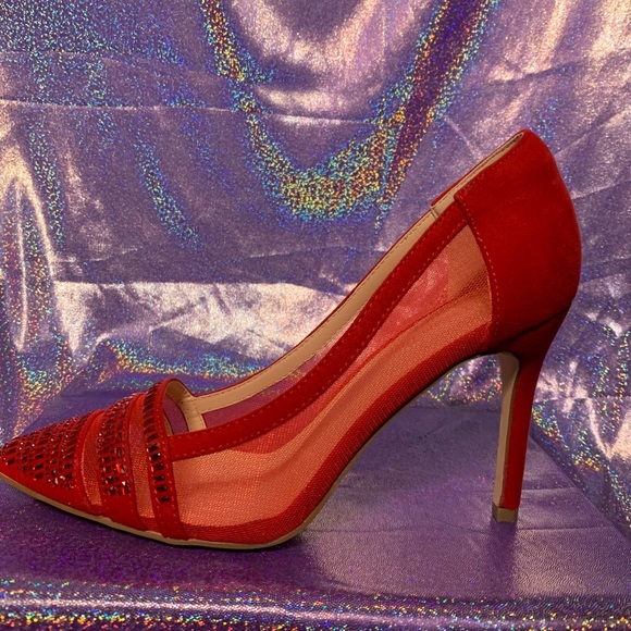 Red Rhinestone Heels 👠 - Picture 2 of 4